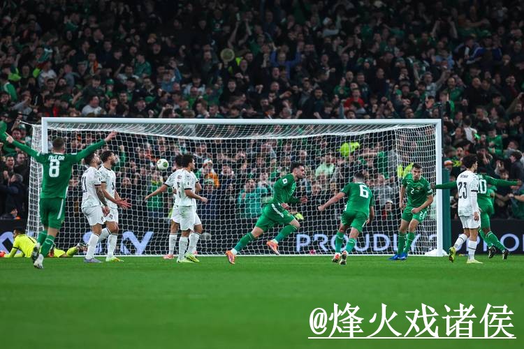 2026世界杯冠军APP避坑说明，使用体验和网页版对比要注意